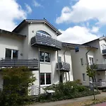 Strandnahe Fewo Mit Schwimmbad Im Haus, A Cappella 63, Binz