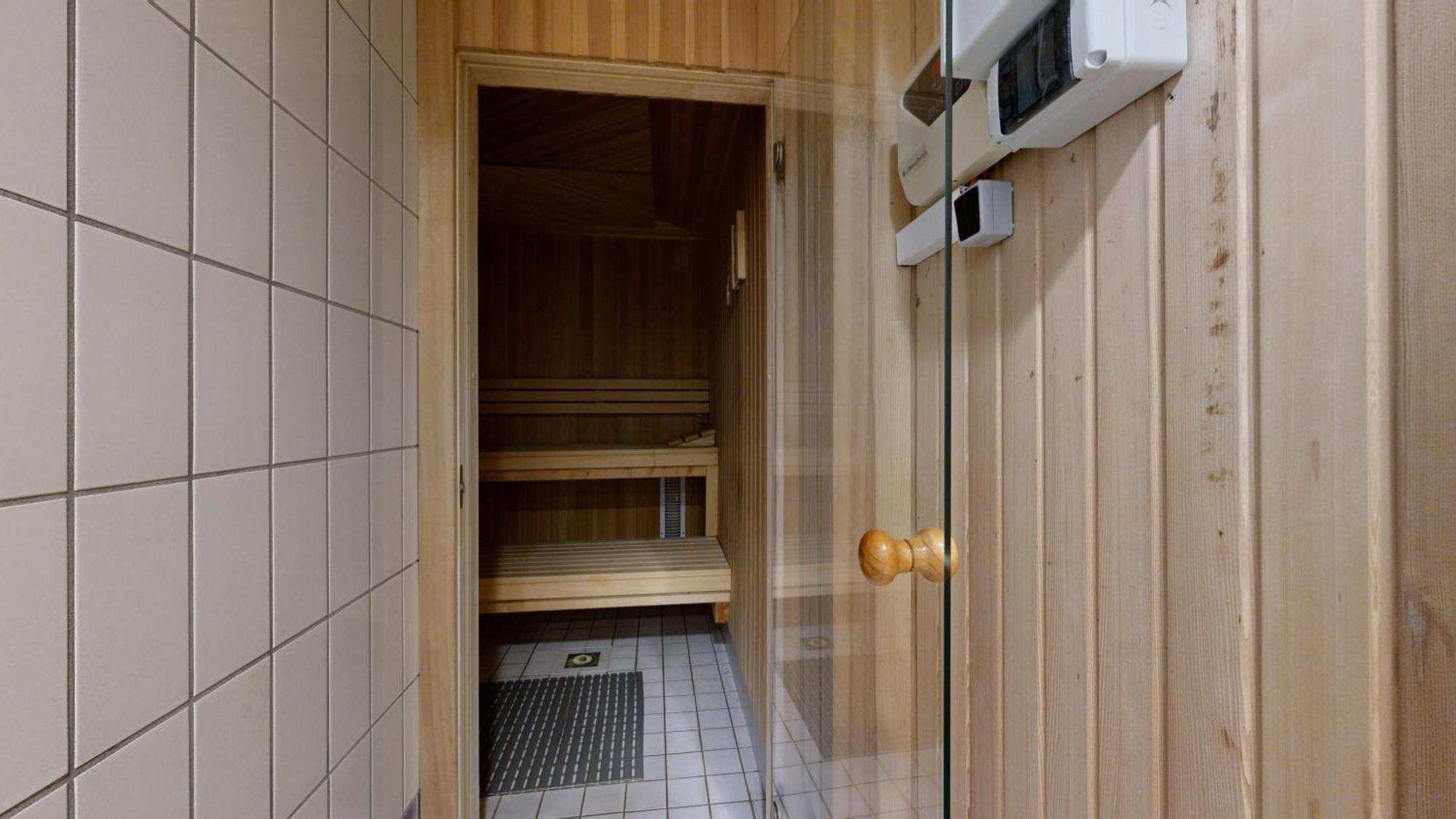 Strandnahe Mit Schwimmbad Im Haus, A Cappella 63,