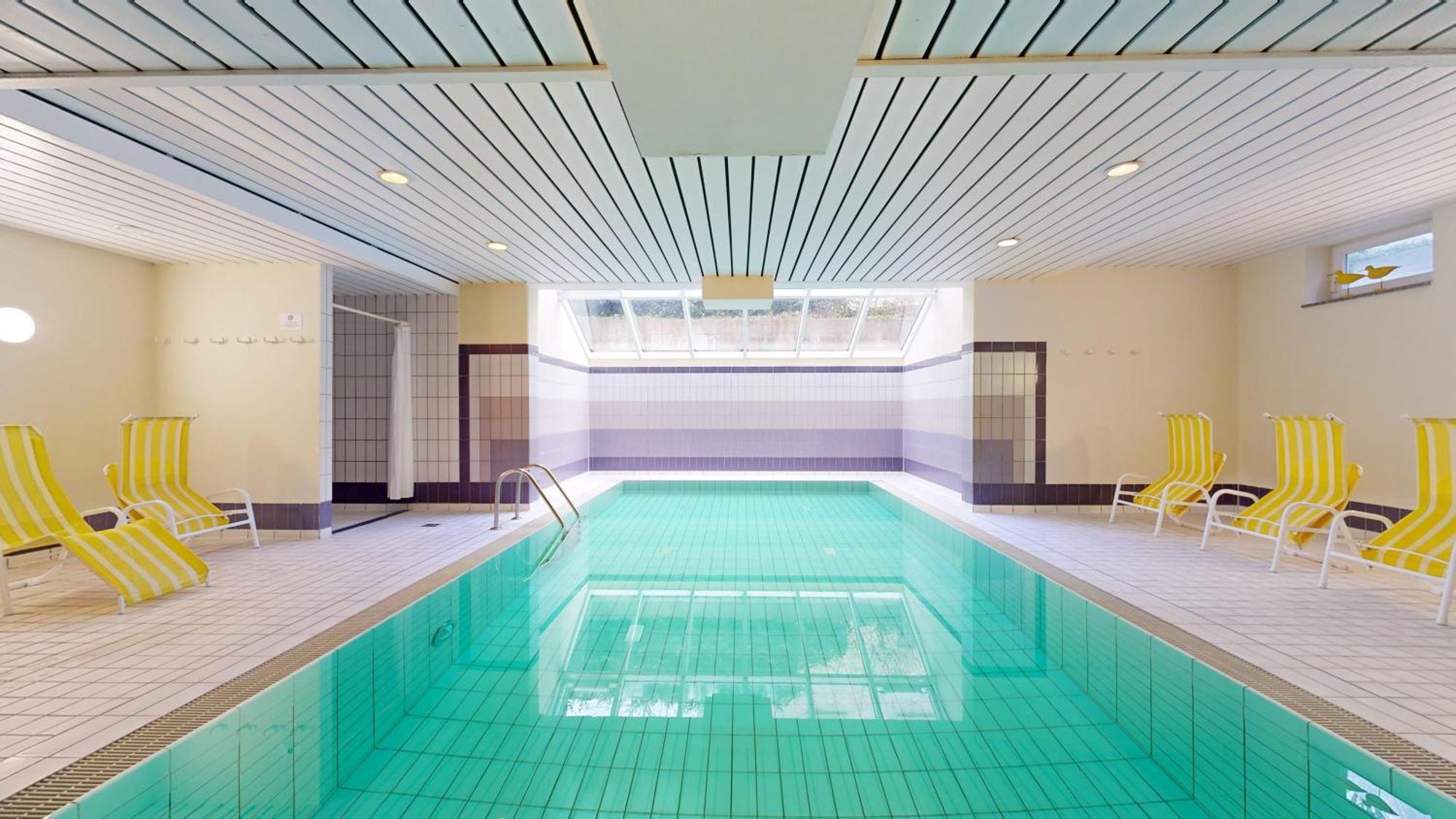 Aparthotel Strandnahe Mit Schwimmbad Im Haus, A Cappella 63, *